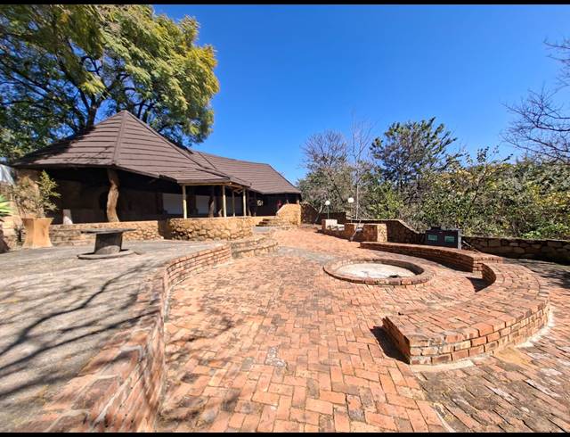 2 BEDROOM HOUSE FOR SALE IN GROOTFONTEIN